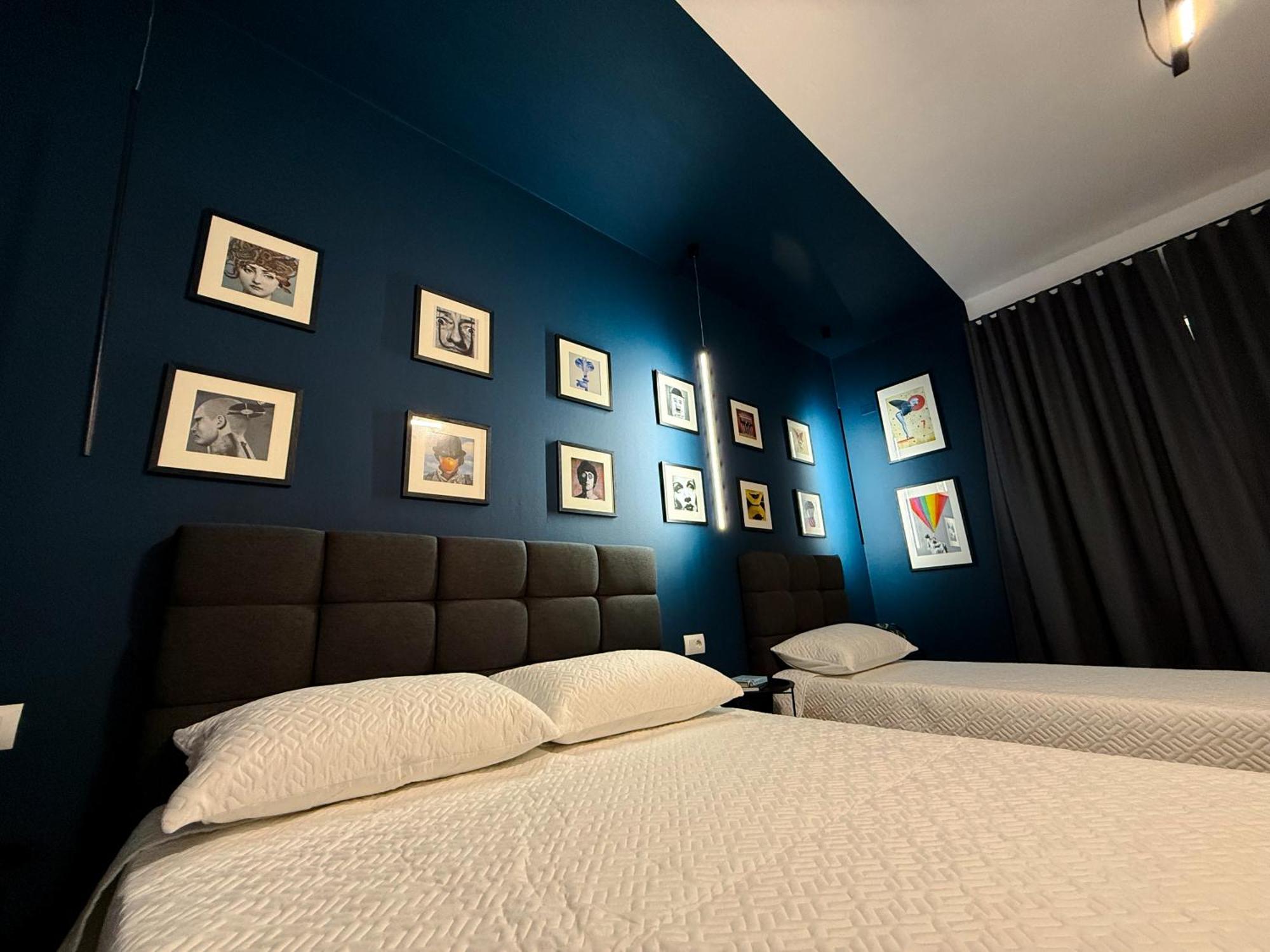 Tirana Days Free Parking Apartment Room photo