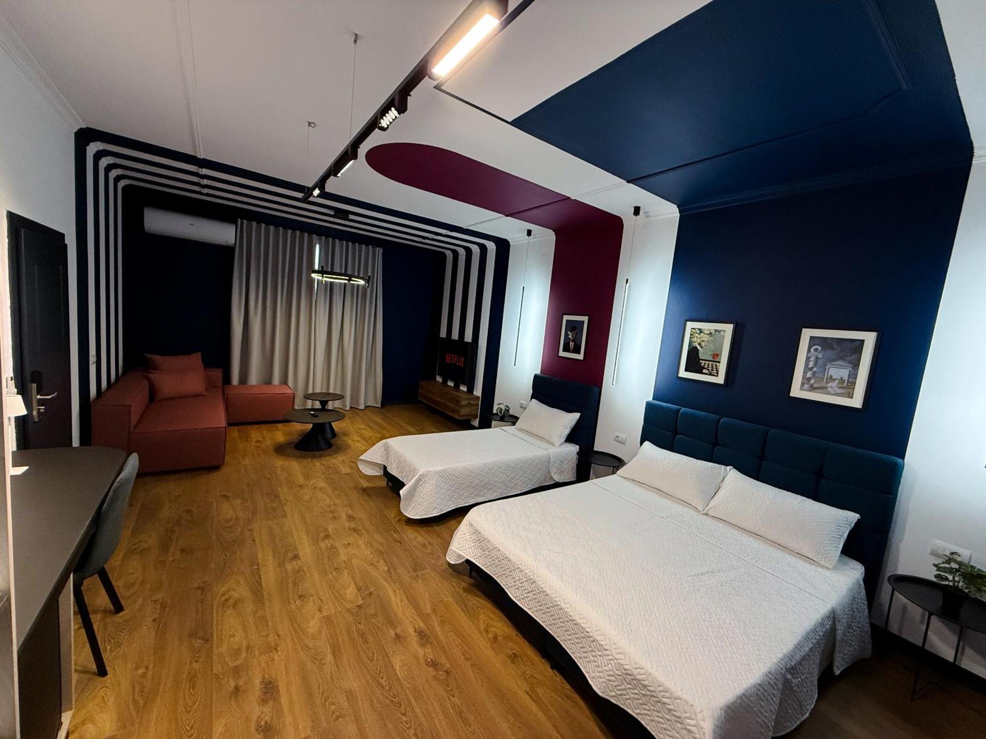 Tirana Days Free Parking Apartment Room photo